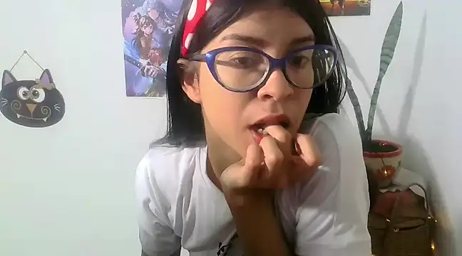 sarah sm online show from March 15, 7:48 pm