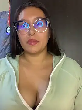 Snapshot of cloe_starr chatting on March 18, 1:10 am cloe starr online show from March 18, 1:10 am