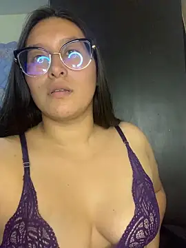 Snapshot of cloe_starr chatting on March 22, 2:27 am cloe starr online show from March 22, 2:27 am
