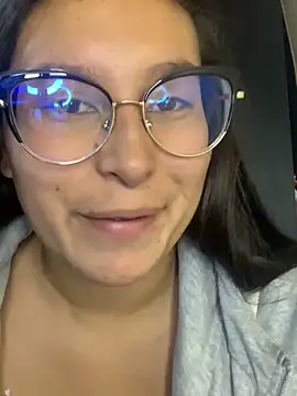 Snapshot of cloe_starr chatting on March 22, 7:09 pm cloe starr online show from March 22, 7:09 pm