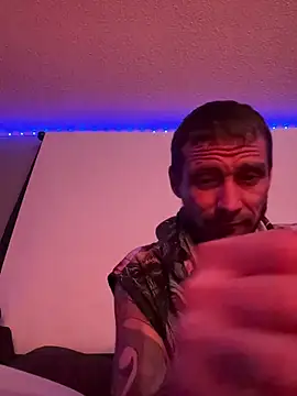 Stillhard8925 online show from November 2, 5:32 am