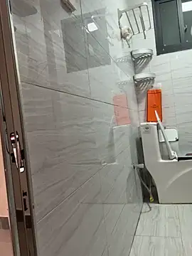 Snapshot of aa520uv chatting on February 6, 1:14 pm aa520uv online show from February 6, 1:14 pm