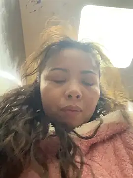 Snapshot of aa520uv chatting on March 2, 3:30 am aa520uv online show from March 2, 3:30 am