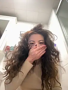 Snapshot of aa520uv chatting on March 16, 3:12 am aa520uv online show from March 16, 3:12 am