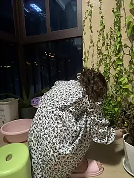 Snapshot of aa520uv chatting on April 10, 1:38 pm aa520uv online show from April 10, 1:38 pm