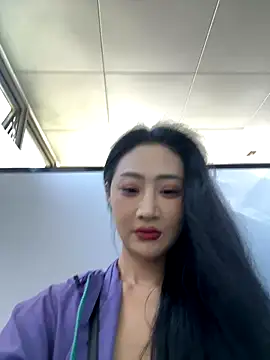 linger-23 online show from December 2, 6:52 am