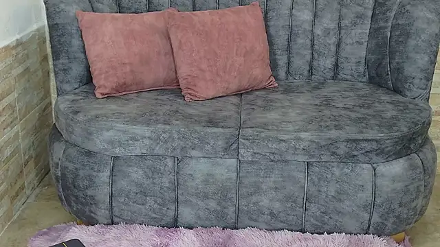 Snapshot of mollysweet11 chatting on October 15, 1:50 am mollysweet11 online show from October 15, 1:50 am