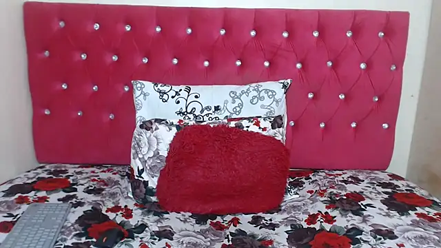 LUNAx02 online show from March 21, 12:51 am