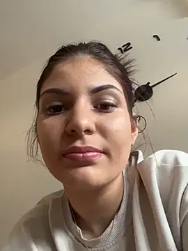 Snapshot of MeCherryy chatting on March 16, 1:37 pm MeCherryy online show from March 16, 1:37 pm