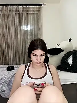 Snapshot of MeCherryy chatting on March 22, 5:38 pm MeCherryy online show from March 22, 5:38 pm