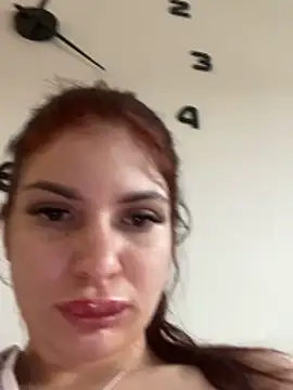 Snapshot of MeCherryy chatting on March 28, 3:00 pm MeCherryy online show from March 28, 3:00 pm