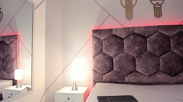 Chloe Durand  online show from March 16, 12:56 am