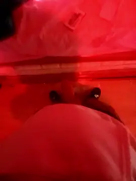 Snapshot of kredazzbigdick chatting on January 16, 1:04 pm kredazzbigdick online show from January 16, 1:04 pm