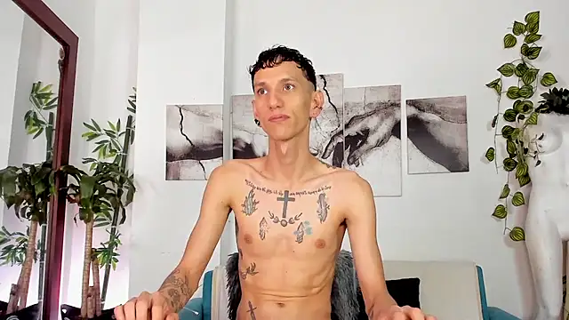 Giotrashy online show from March 26, 9:09 pm