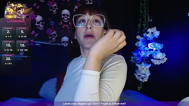 Snapshot of Hairydoll_ chatting on October 15, 10:37 am Hairydoll online show from October 15, 10:37 am