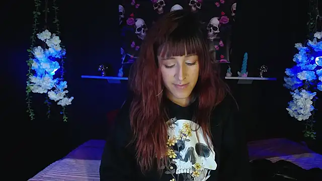 Snapshot of Hairydoll_ chatting on October 17, 9:17 pm Hairydoll online show from October 17, 9:17 pm