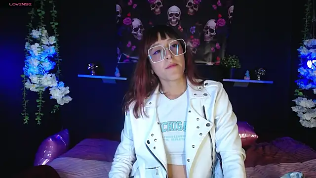 Snapshot of Hairydoll_ chatting on November 22, 8:52 pm Hairydoll online show from November 22, 8:52 pm