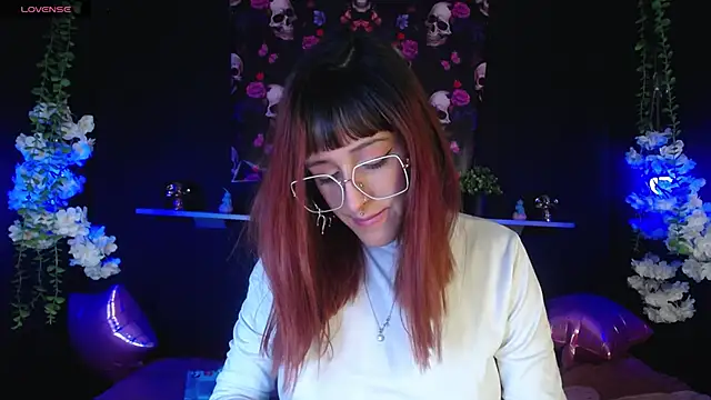 Snapshot of Hairydoll_ chatting on November 24, 9:03 pm Hairydoll online show from November 24, 9:03 pm