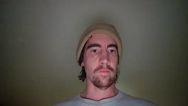 Snapshot of jonnygoodtimes chatting on October 23, 12:43 am jonnygoodtimes online show from October 23, 12:43 am