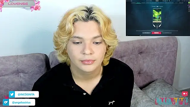 Snapshot of adam_angelssss chatting on November 12, 1:50 am adam angelssss online show from November 12, 1:50 am