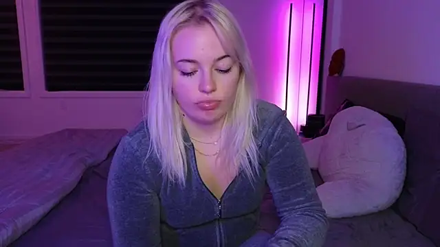 margot robbie7 online show from October 16, 11:17 pm