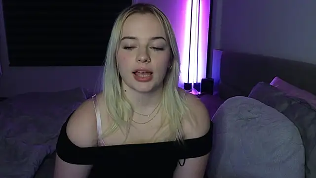 margot robbie7 online show from December 4, 12:42 am