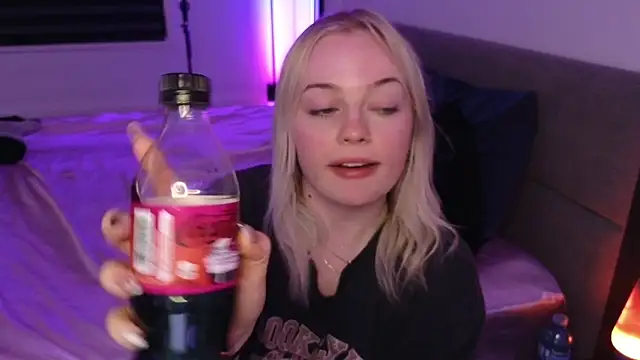 margot robbie7 online show from April 9, 1:27 am