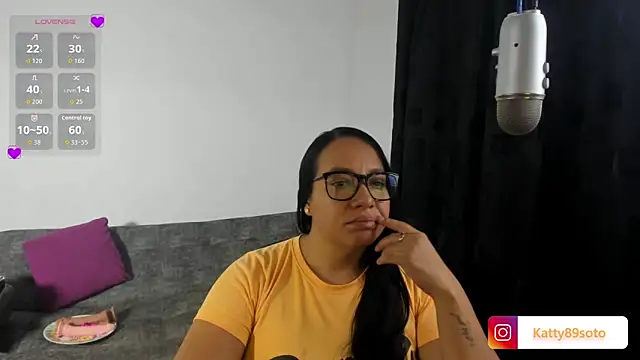 Snapshot of Kattysoto chatting on September 12, 1:38 am Kattysoto online show from September 12, 1:38 am
