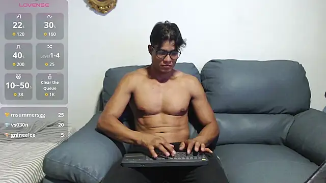 Christian Musclet4 online show from September 24, 3:21 am