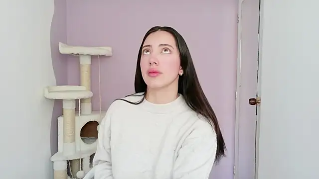 Rebbecawhite meow online show from February 7, 4:43 pm