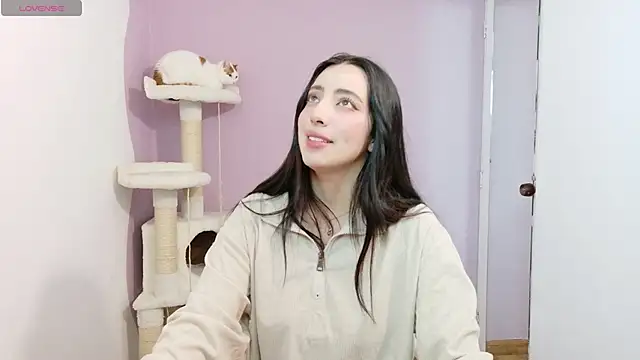 Rebbecawhite meow online show from February 11, 11:21 pm