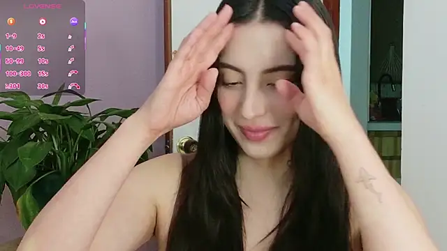 Rebbecawhite meow online show from March 10, 12:15 am