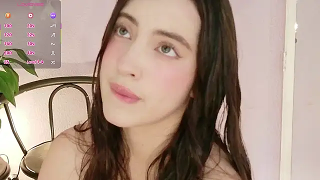 Rebbecawhite meow online show from May 4, 7:54 pm
