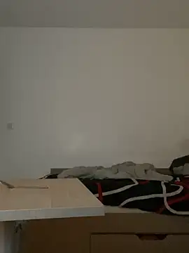 Renoirmonter online show from November 25, 10:10 pm