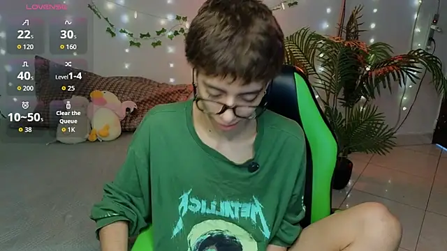 Matty Sparkk online show from April 9, 1:05 pm