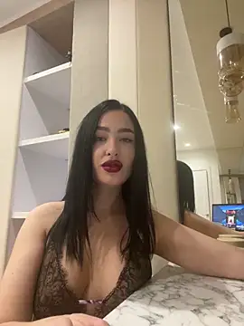 Snapshot of Black_swan7777 chatting on February 15, 10:36 am Black swan7777 online show from February 15, 10:36 am