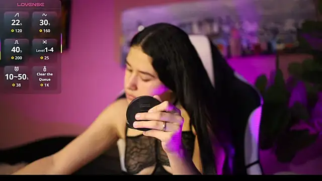 Danaa Rouse online show from January 17, 9:40 pm