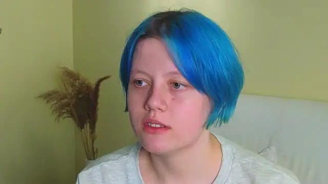 Snapshot of ErlineBeamer chatting on March 18, 4:37 pm ErlineBeamer online show from March 18, 4:37 pm