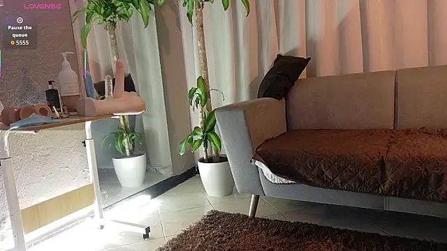 YuliethPetite online show from November 26, 11:33 am