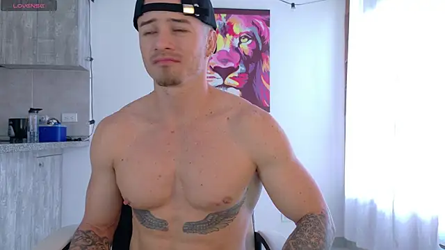 Ryannblue07 online show from November 1, 4:53 pm