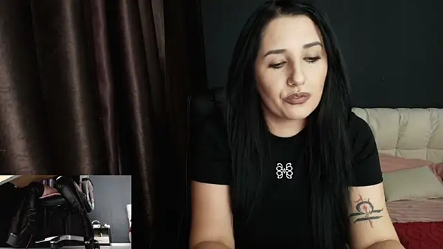 Snapshot of missdyaa chatting on September 14, 9:47 pm missdyaa online show from September 14, 9:47 pm