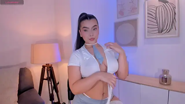 CandaseRussell online show from April 22, 2:47 am