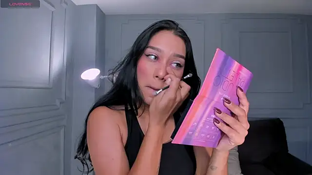 AmaliaCrus online show from April 9, 8:14 pm