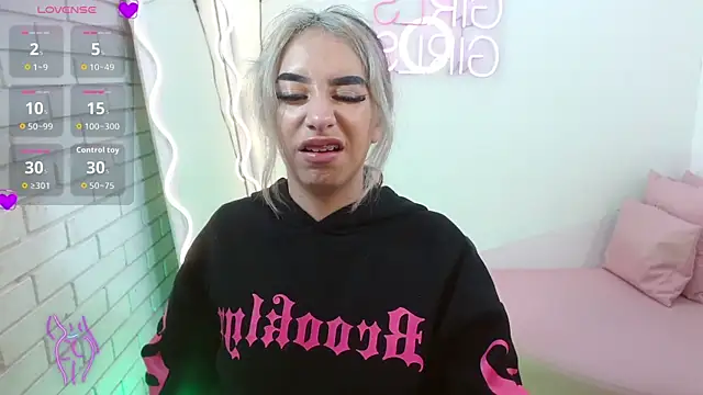 Malory tay1 online show from November 16, 11:38 am