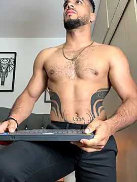 Maximiliano ford online show from October 24, 10:11 am