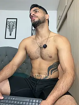 Maximiliano ford online show from May 14, 10:27 pm