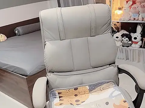 Nabiii6868 online show from April 4, 4:11 am