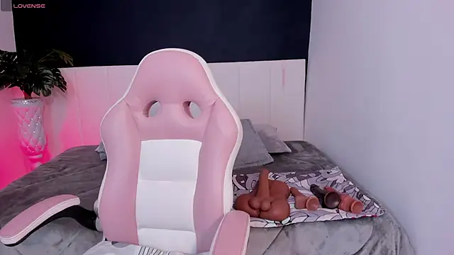 loress ass mature online show from March 12, 6:36 pm