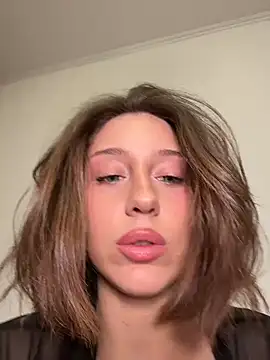 MiaaLoveeee online show from March 1, 7:16 pm