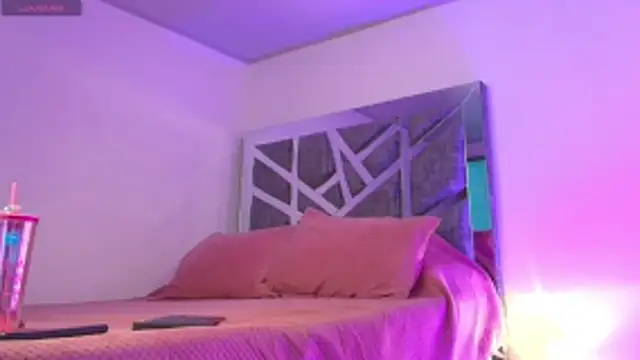 Meghann sweet1993 online show from February 20, 6:26 am